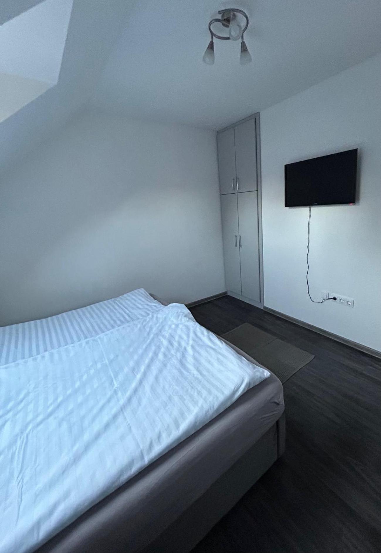 Heni Apartment Bük Eksteriør billede
